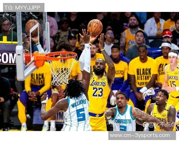 老詹缺阵八村塁与范德彪或成湖人新首发组合 老詹缺阵八村塁与范德彪或成湖人新首发组合