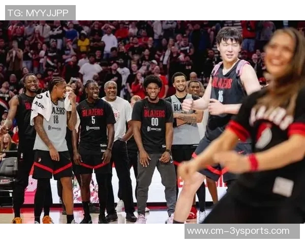 开拓者小阵容展现锋线运动潜力小杨登场时间或将缩减 开拓者小阵容展现锋线运动潜力小杨登场时间或将缩减