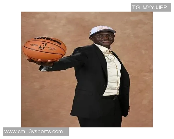 太阳主帅称赞马卢阿奇表现出色反应令人满意展现自信与进步 太阳主帅称赞马卢阿奇表现出色反应令人满意展现自信与进步