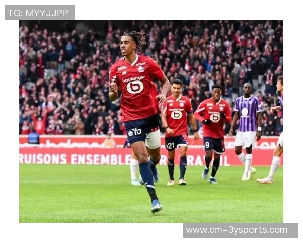 法媒报道曼联阿森纳等队关注巴黎创始人曾孙瓦伦18岁后卫动态